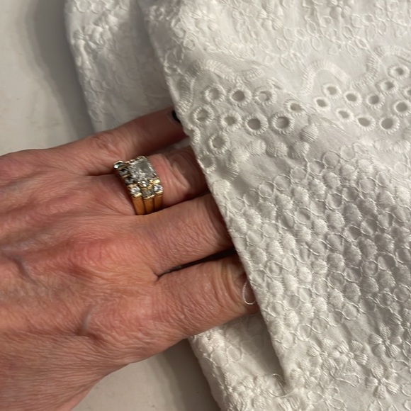 BCBG Maxazria Woven white Small long skirt with two tier ruffle bottom NWT - Picture 8 of 8